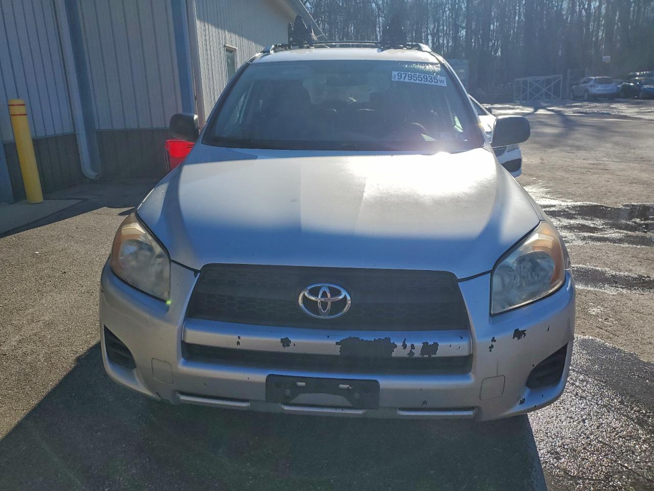 Toyota RAV4 Image 5