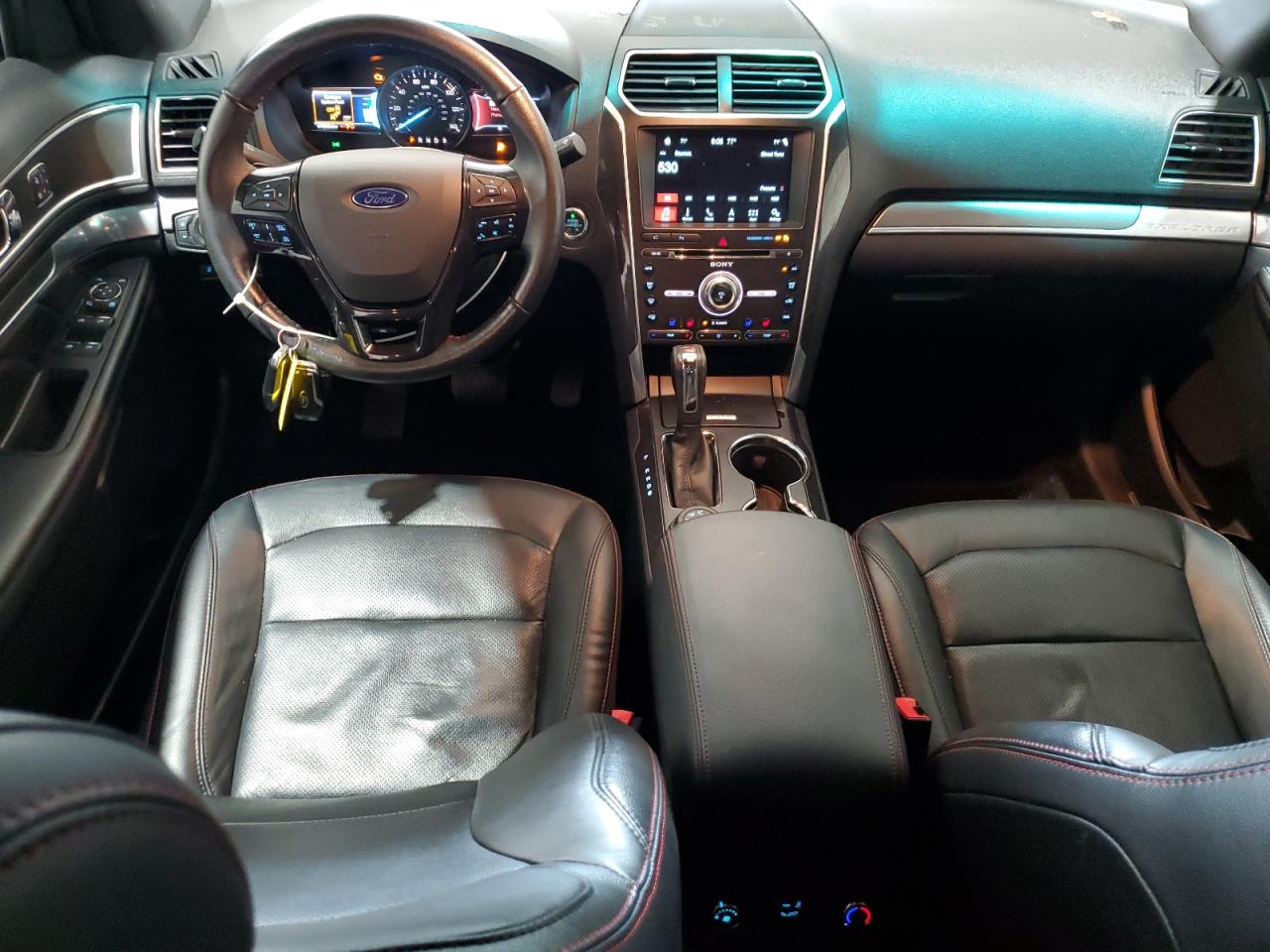 Ford Explorer Sport Image 6