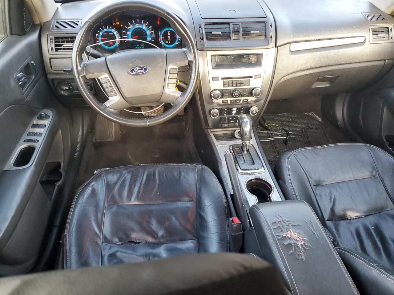 Ford Fusion Sel Image 2