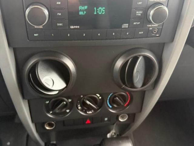 Jeep Wrangler X Image 7