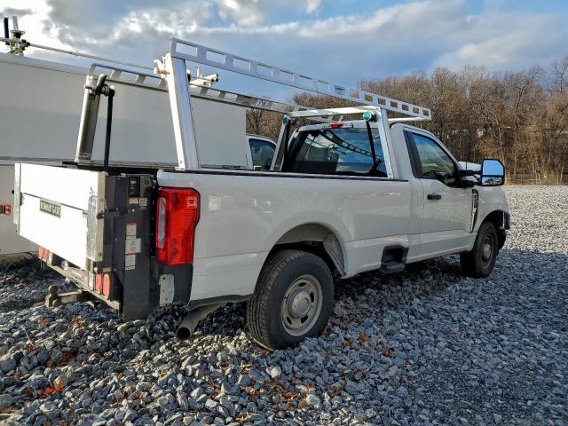 Ford F-250 Super Duty Image 3