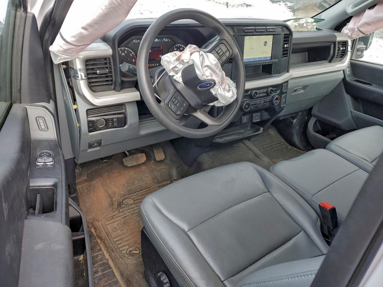 Ford F-250 Super Duty Image 9