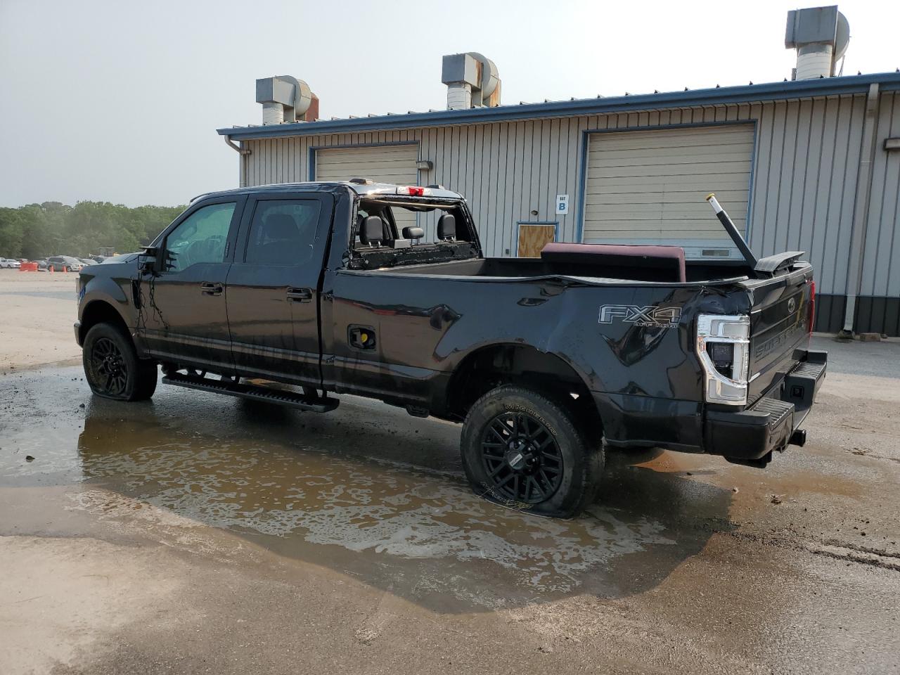 Ford F-350 Super Duty Image 2