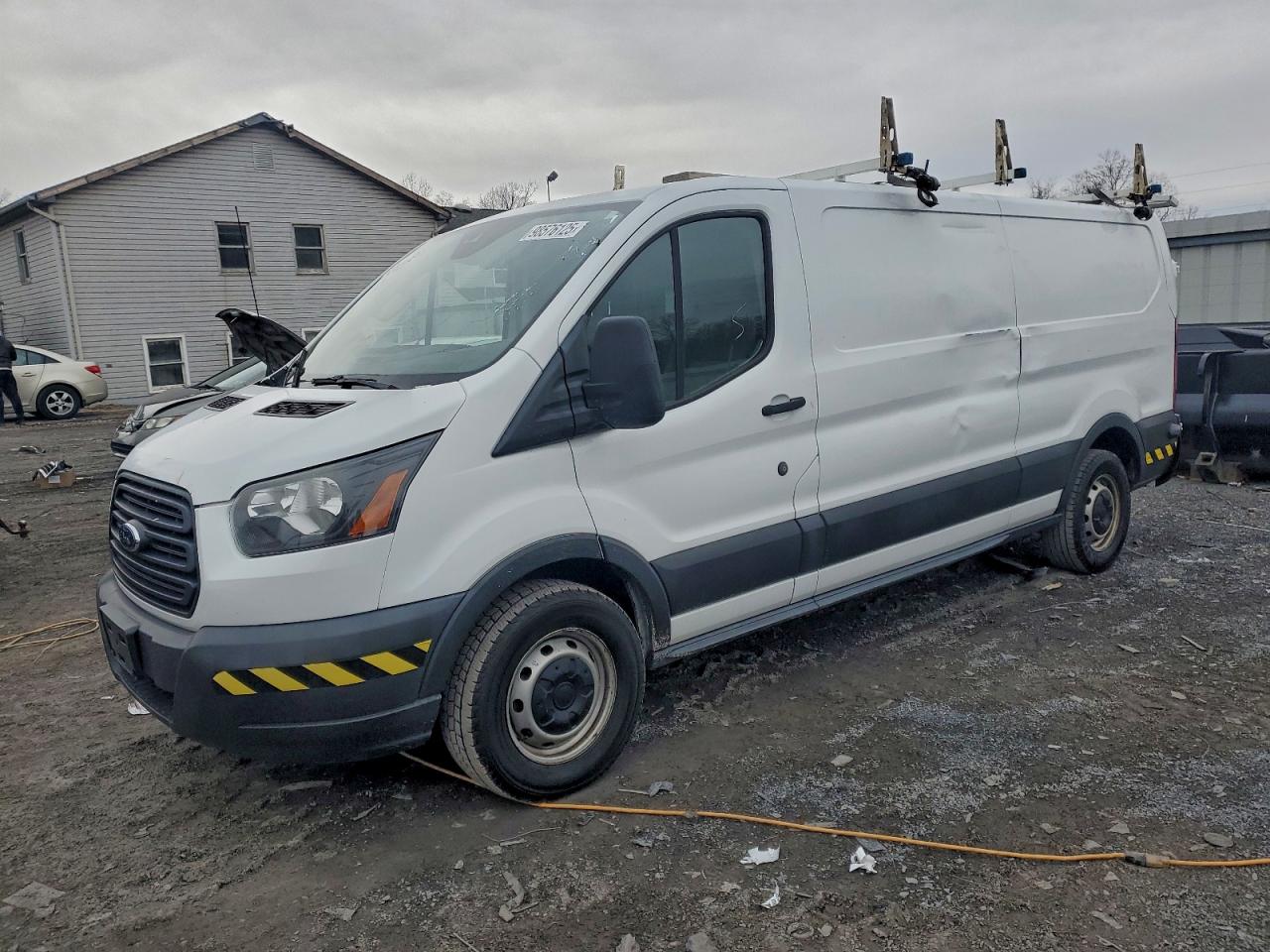 Ford Transit T-350 Image 1