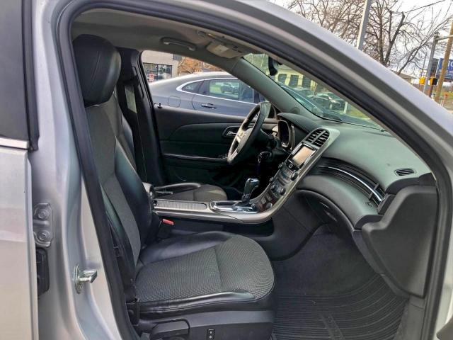 Chevrolet Malibu 1lt Image 2