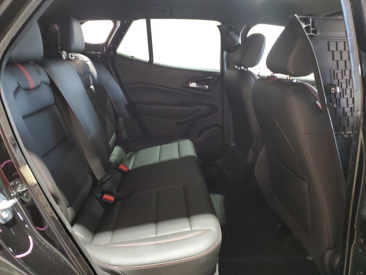 Chevrolet Trax 2rs Image 9