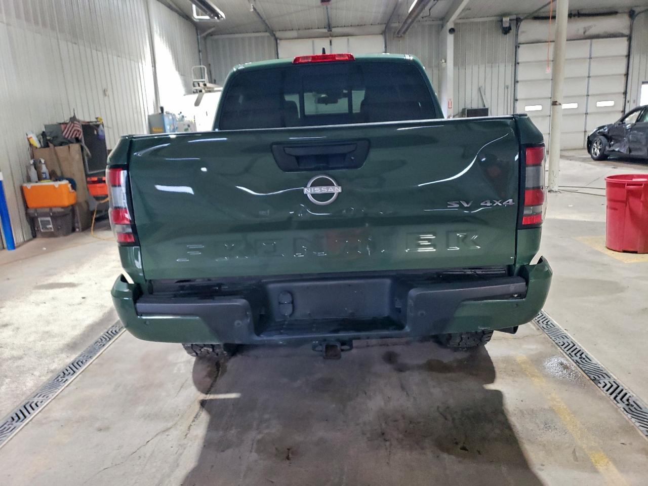 Nissan Frontier S Image 10