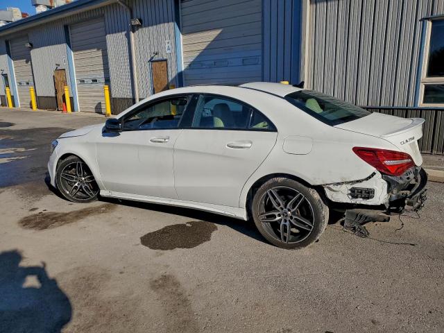 Mercedes-Benz Cla-class 250 Image 2