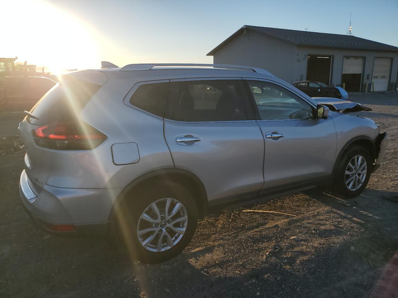 Nissan Rogue S Image 3