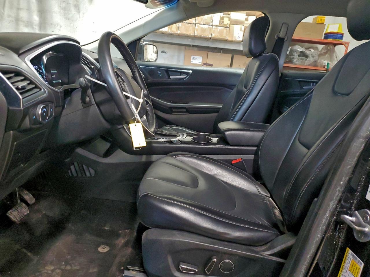 Ford Edge Titanium Image 6