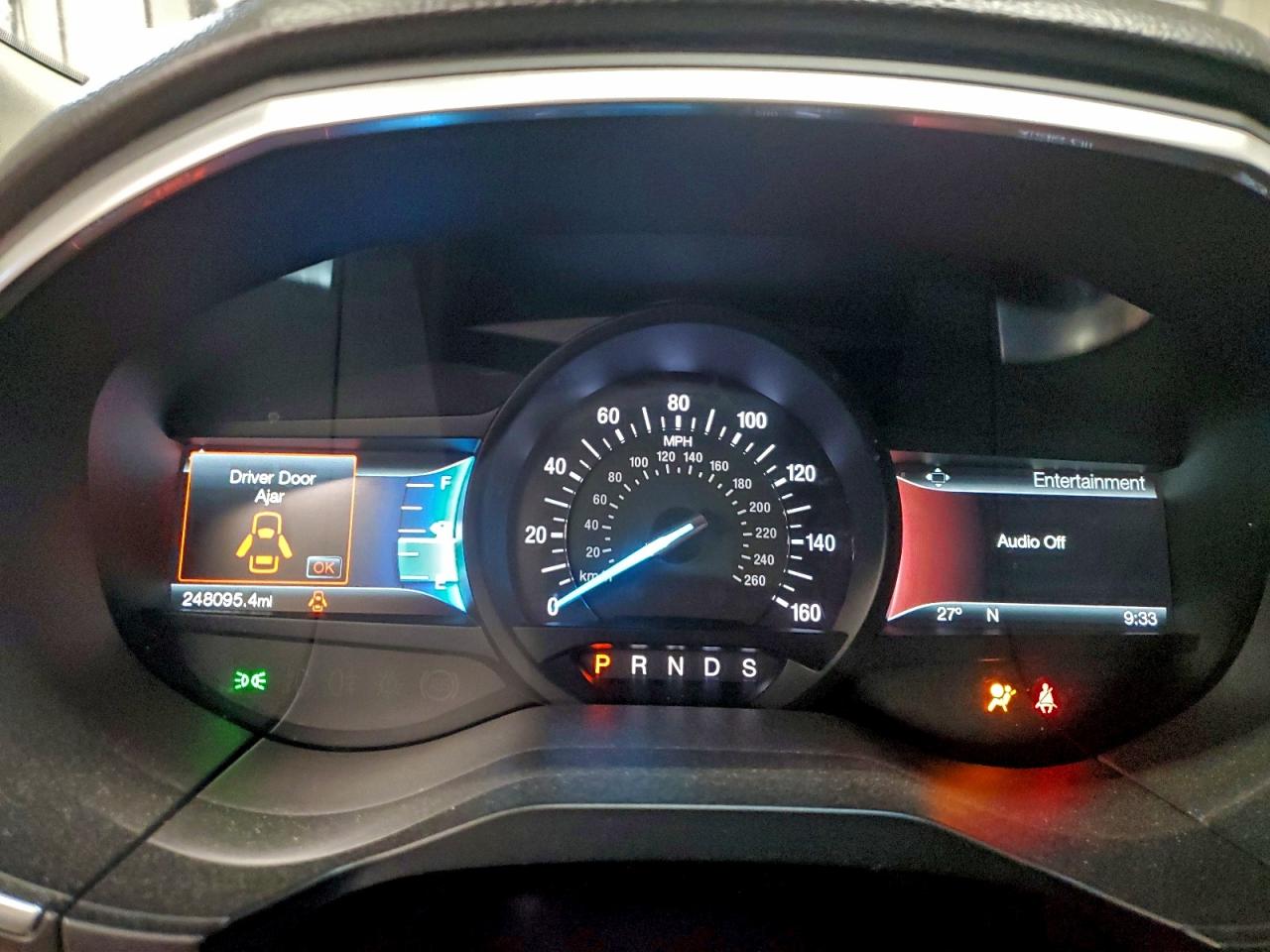 Ford Edge Titanium Image 4