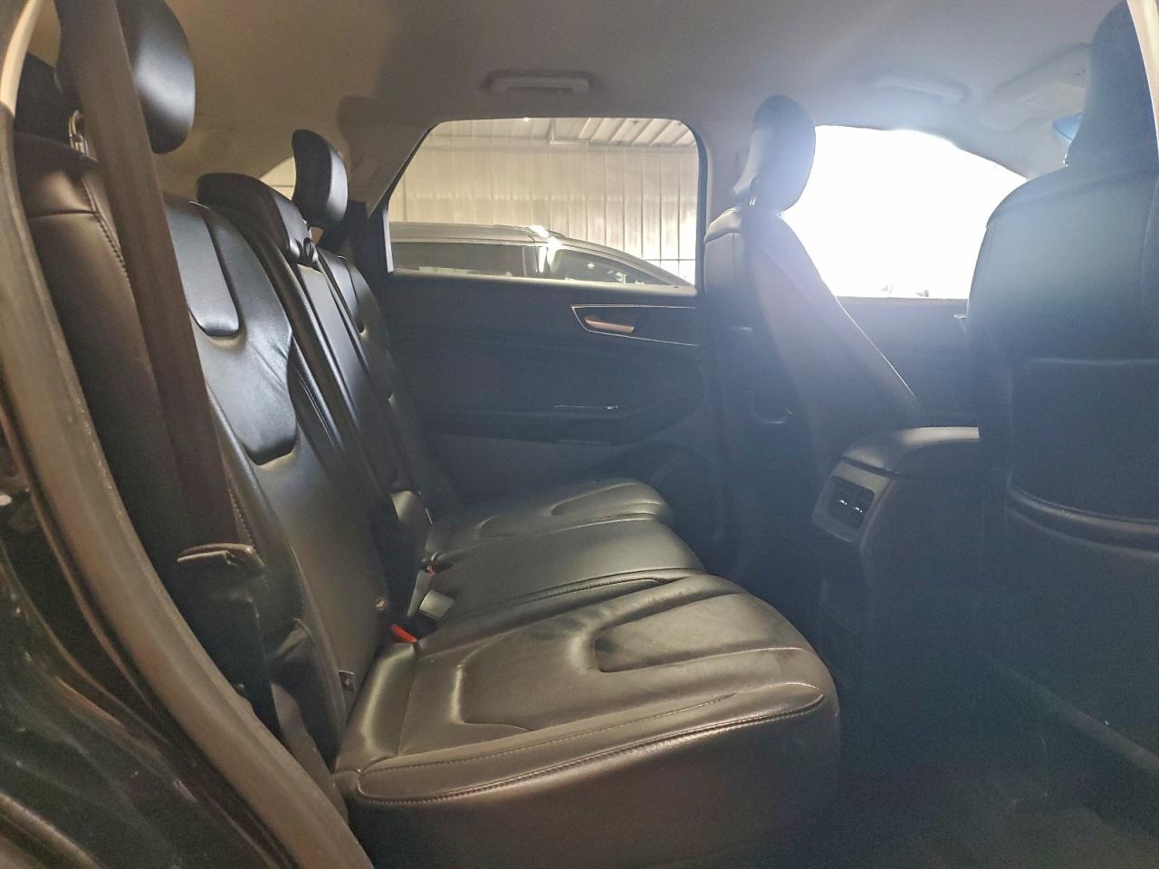 Ford Edge Titanium Image 10