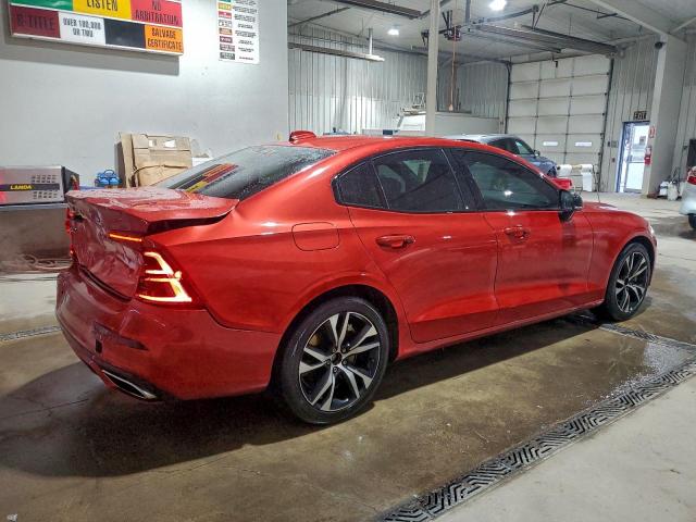 Volvo S60 T6 R-design Image 2