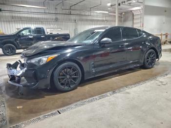  Salvage Kia Stinger