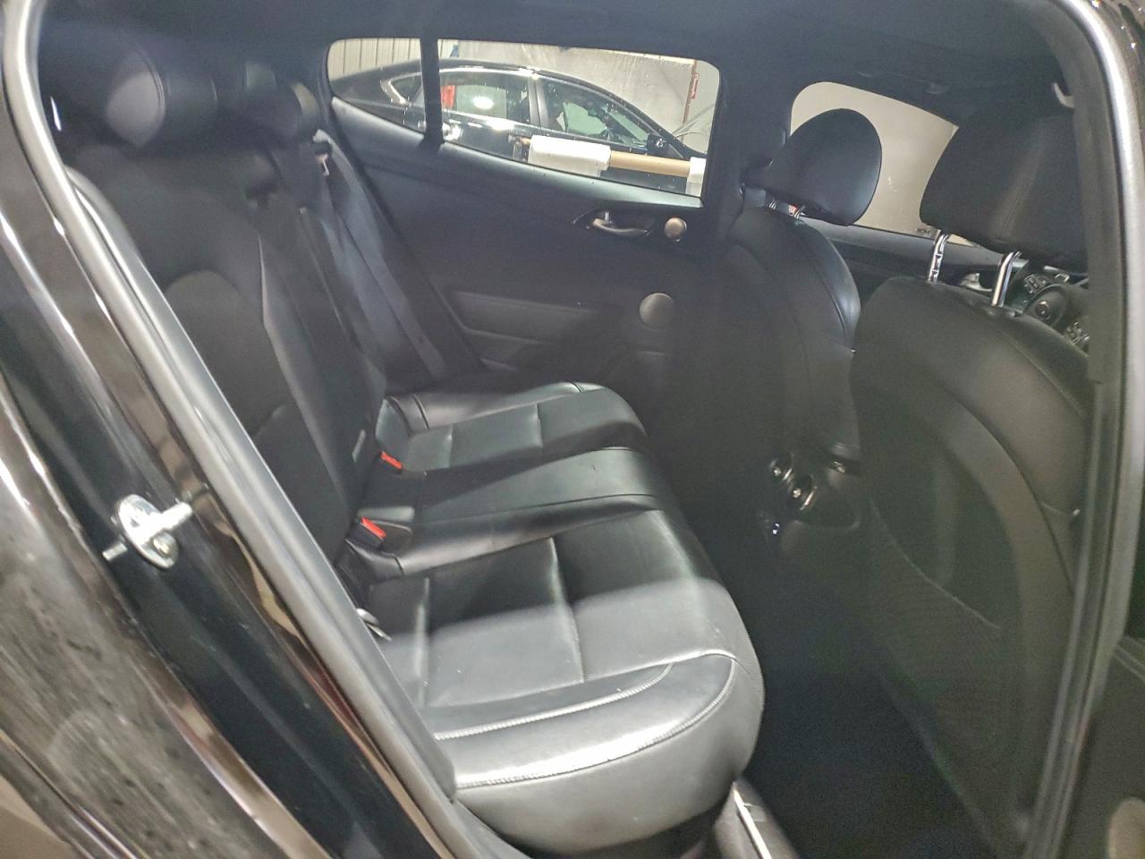 Kia Stinger Image 11