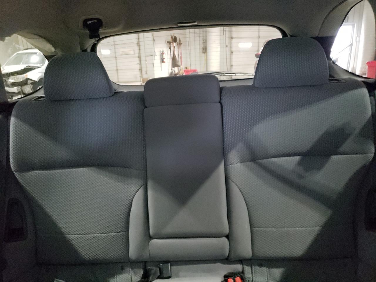 Subaru Outback 2.5i Premium Image 11