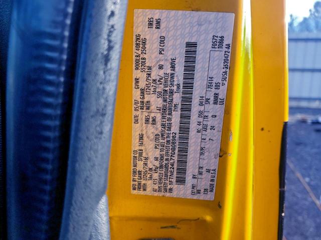 Ford Econoline E250 Van Image 8