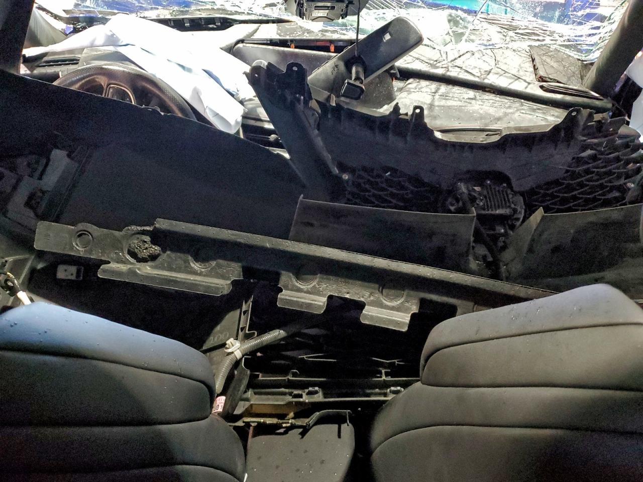 Lexus Ux 250h Image 12