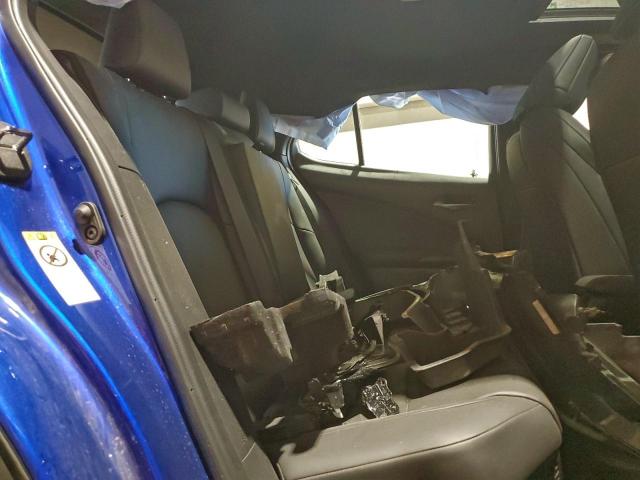 Lexus Ux 250h Image 10