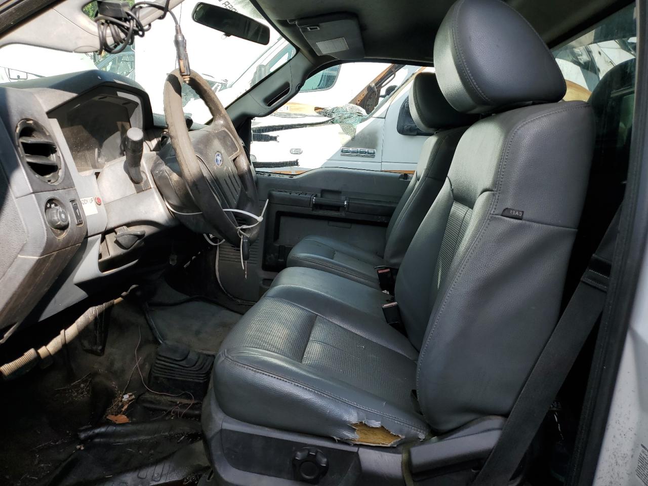 Ford F-350 Super Duty Image 5