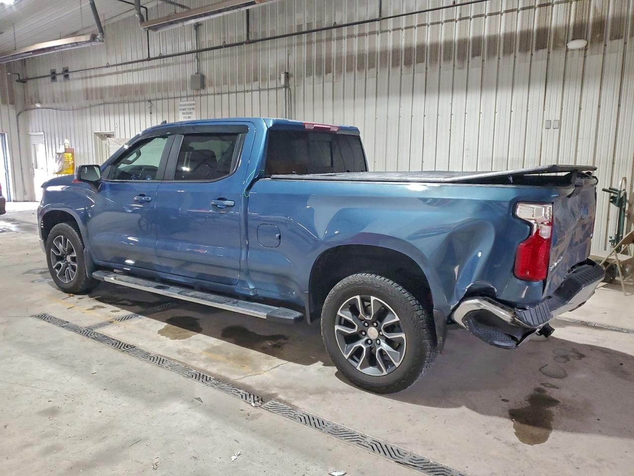 Chevrolet Silverado K1500 Lt Image 3