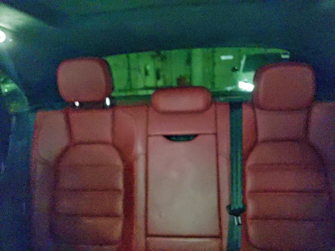 Porsche Macan Turbo Image 9