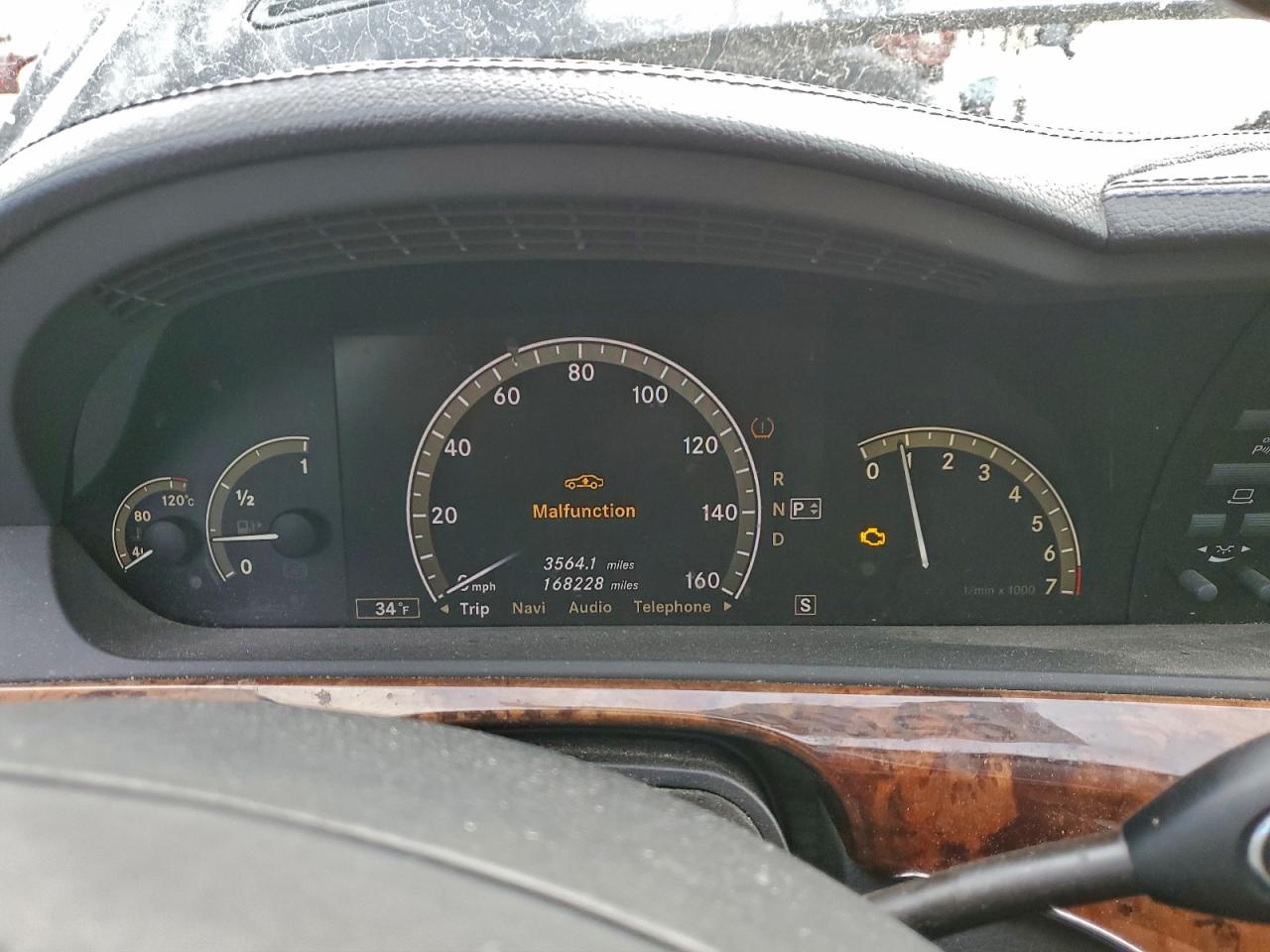 Mercedes-Benz S-Class 550 4matic Image 9