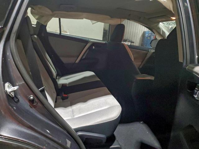 Toyota RAV4 Xle Image 11