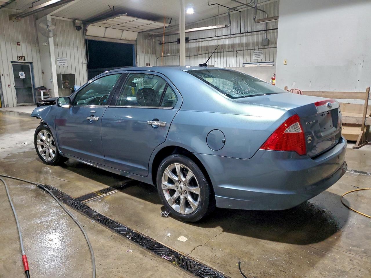 Ford Fusion Sel Image 3