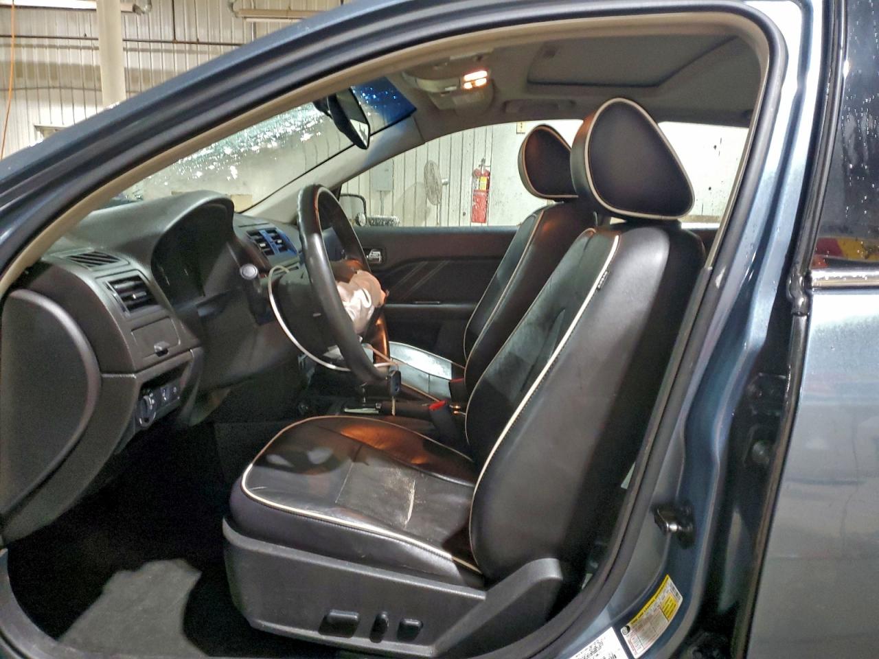 Ford Fusion Sel Image 7