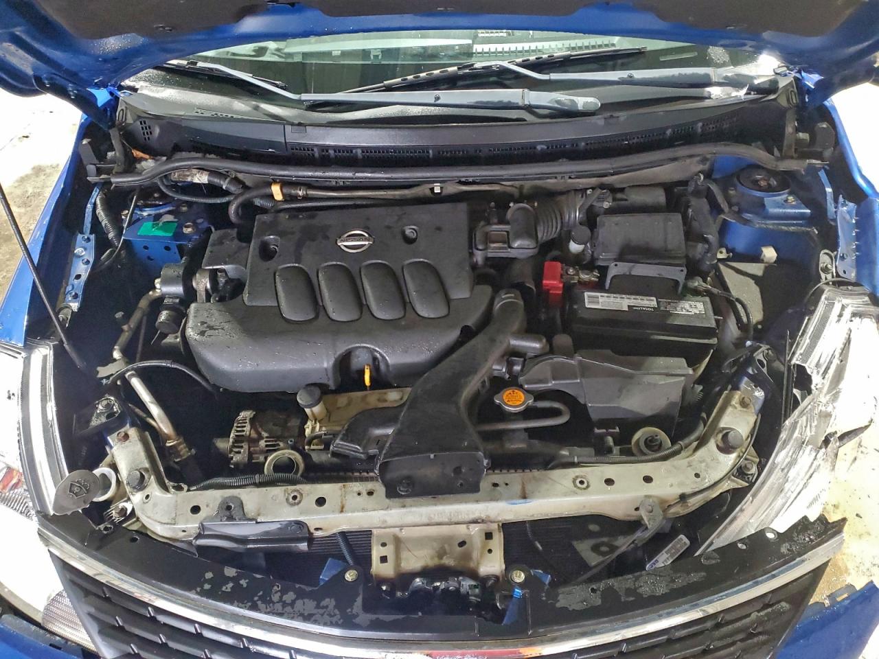 Nissan Versa S Image 7