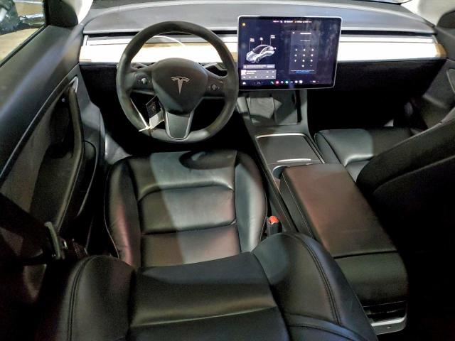 Tesla Model 3 Image 7