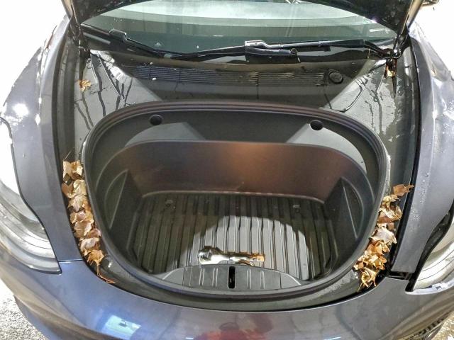 Tesla Model 3 Image 2