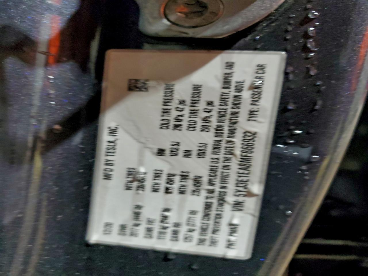 Tesla Model 3 Image 6