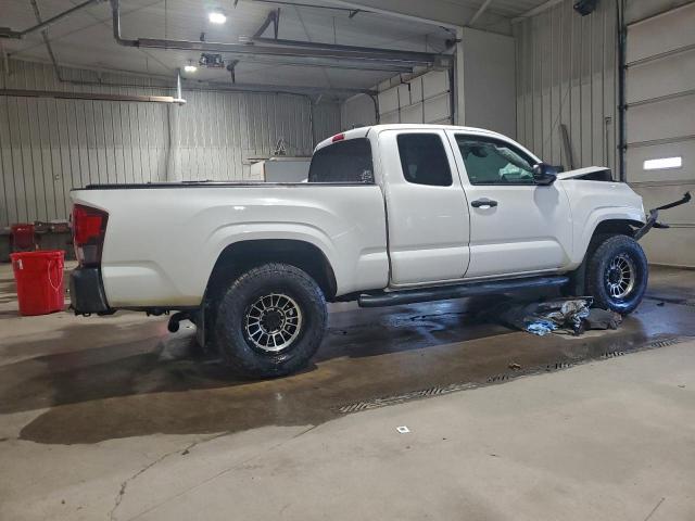 Toyota Tacoma Access Cab Image 4