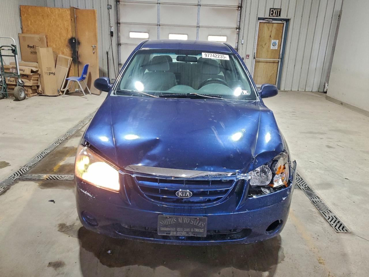 Kia Spectra Lx Image 2