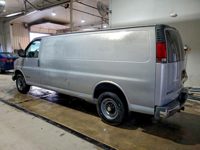 GMC Savana G2500 Image 6