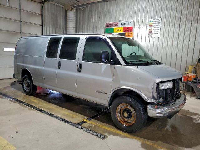GMC Savana G2500 Image 10