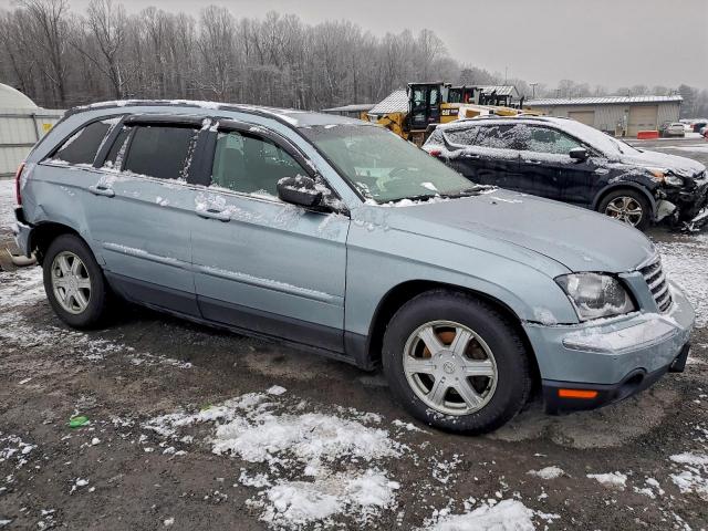 Chrysler Pacifica Touring Image 5
