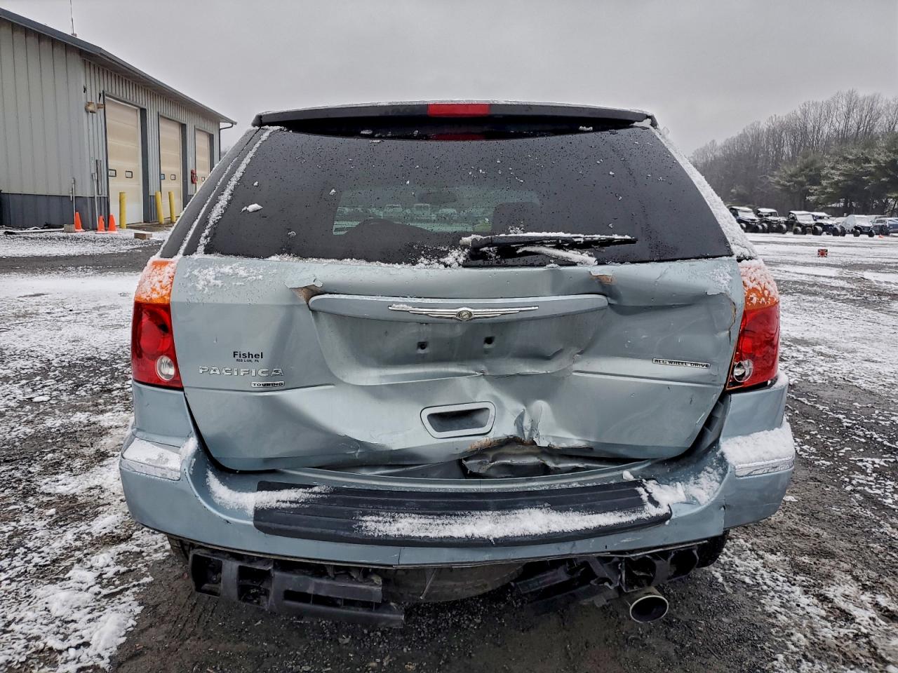 Chrysler Pacifica Touring Image 12