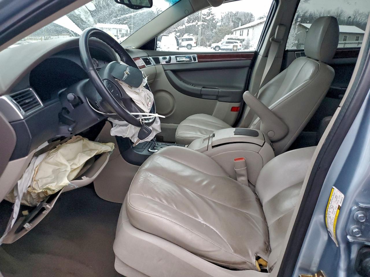 Chrysler Pacifica Touring Image 8