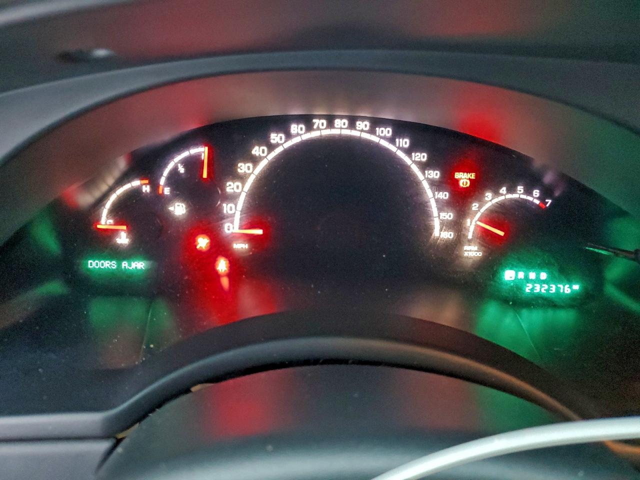 Chrysler Pacifica Touring Image 3