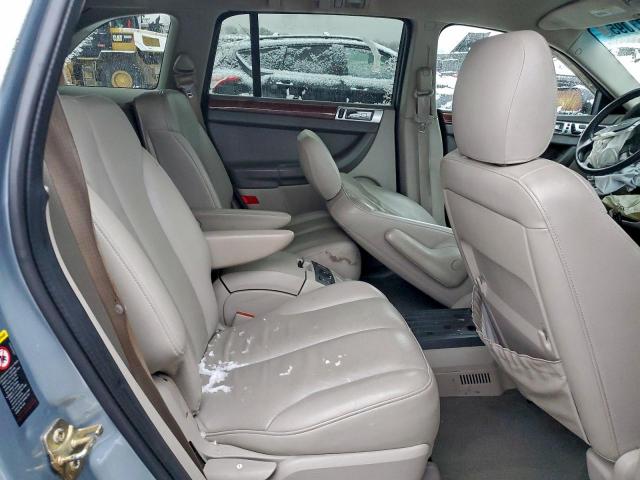 Chrysler Pacifica Touring Image 6