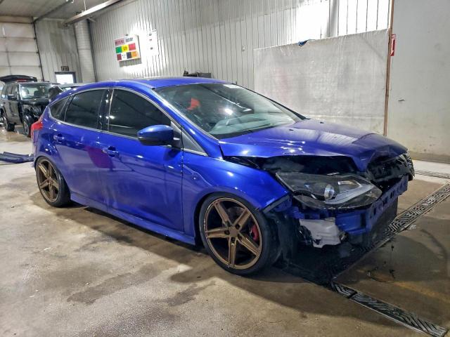 Ford Focus St Image 8