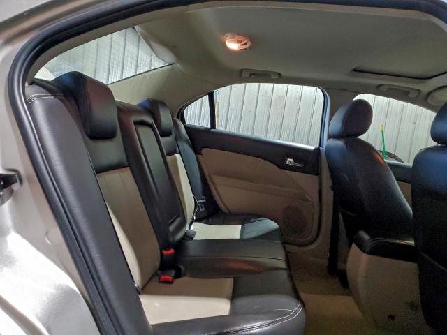 Mercury Milan Premier Image 11