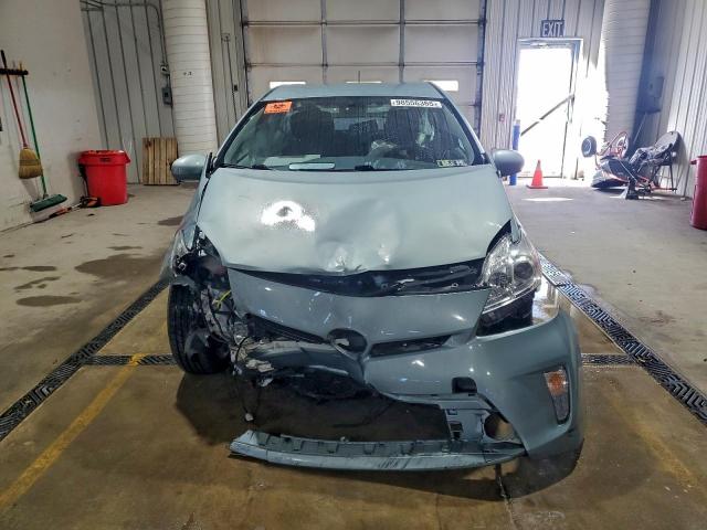 Toyota Prius Image 11