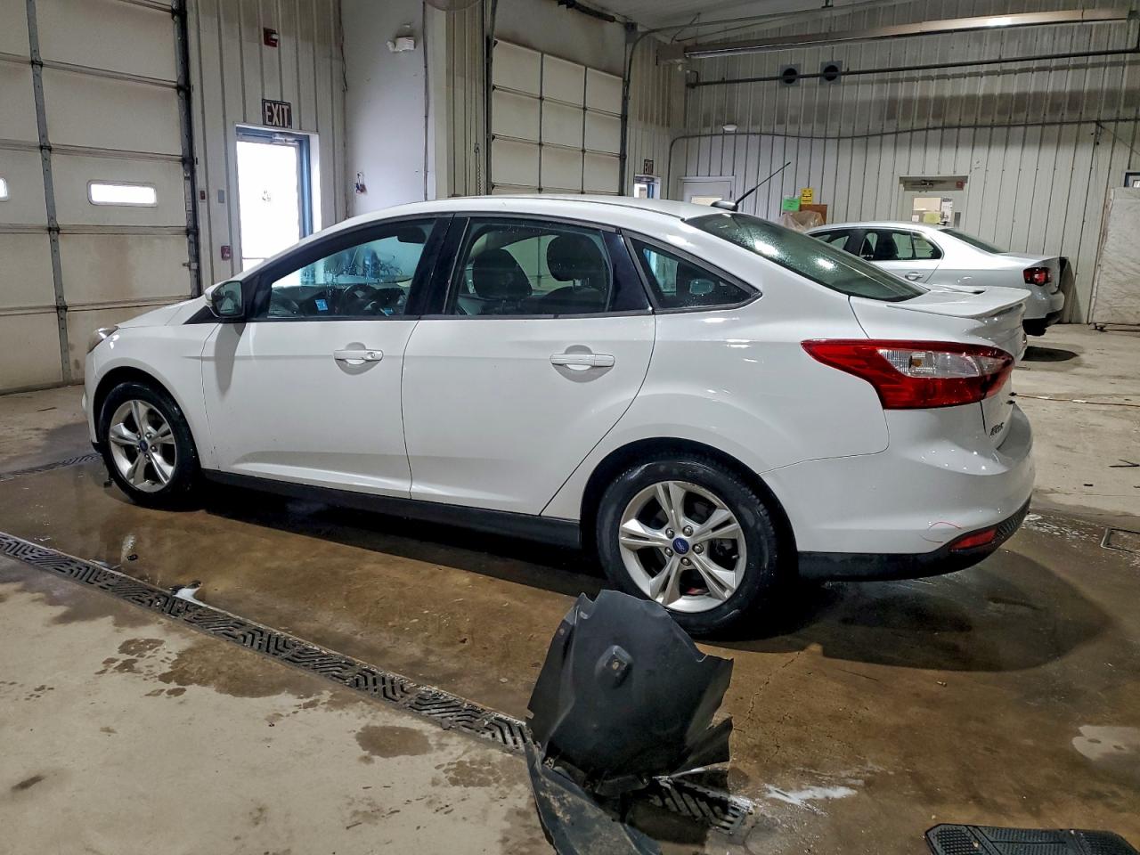 Ford Focus Se Image 8