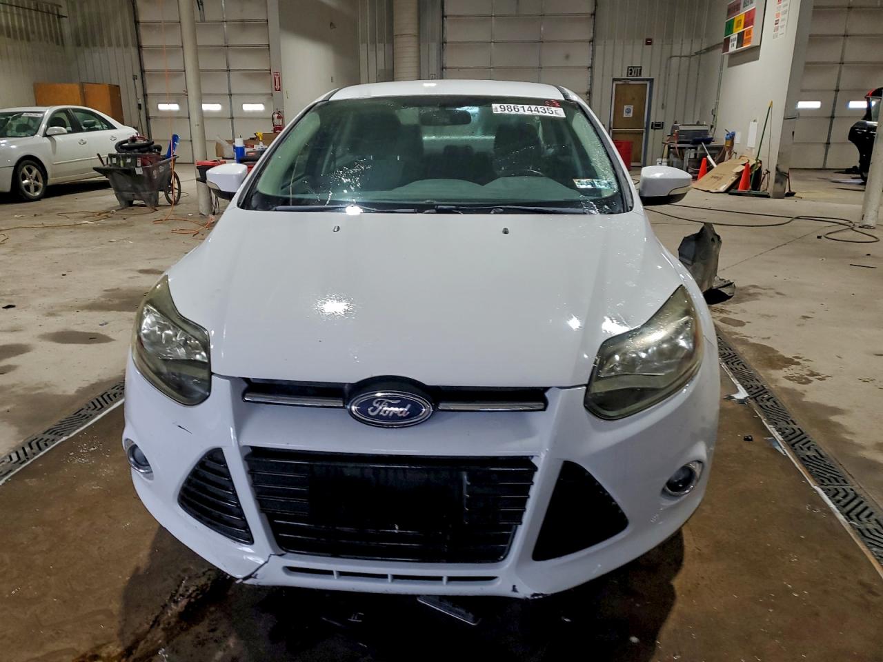 Ford Focus Se Image 12