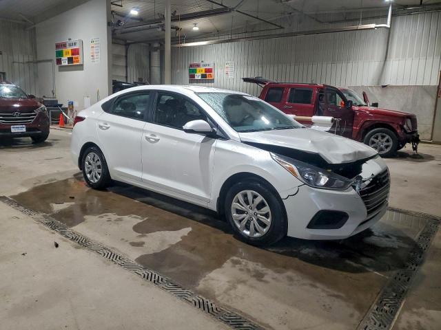 Hyundai ACCENT Se Image 2