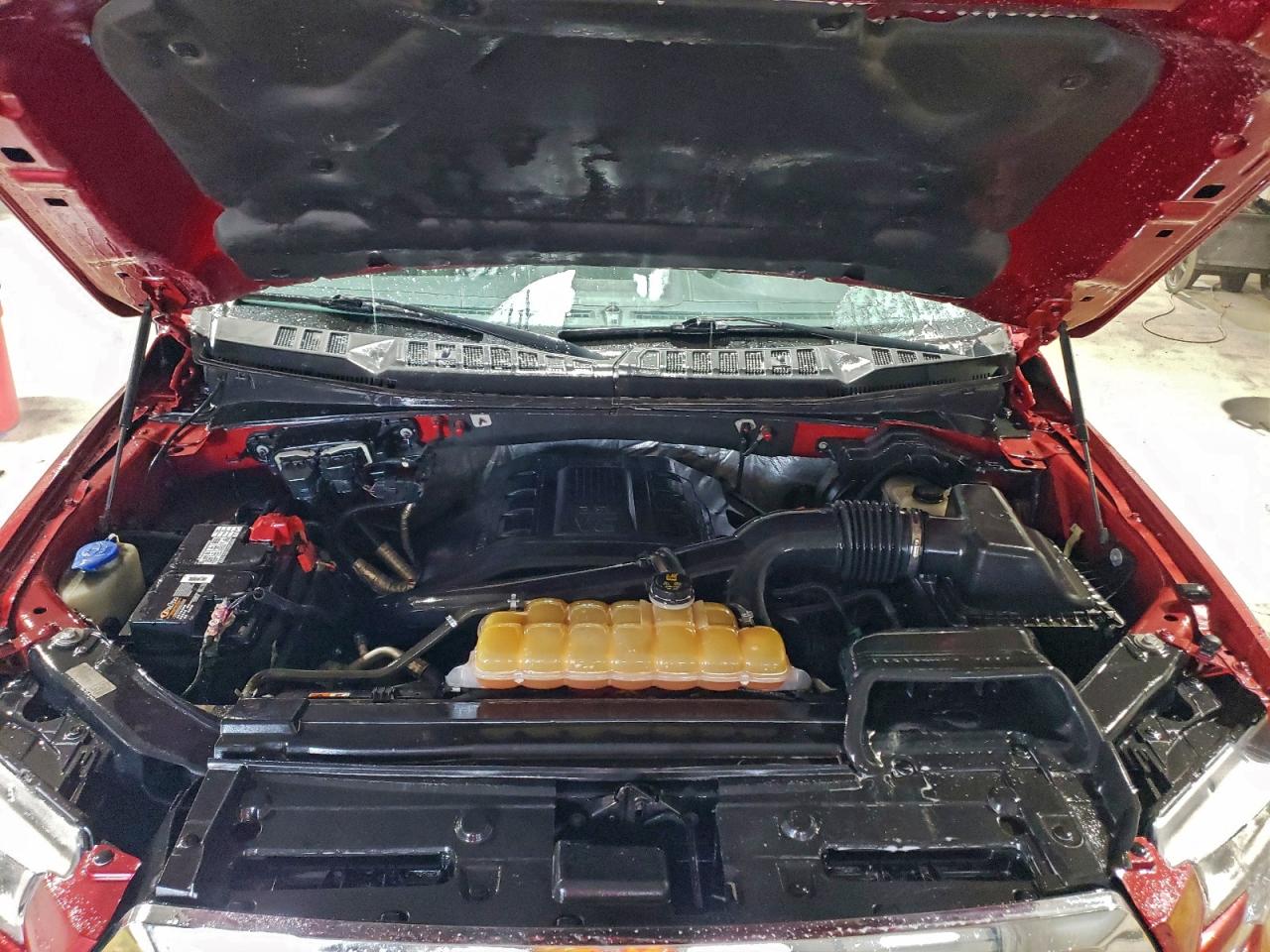 Ford F-150 Supercrew Image 5